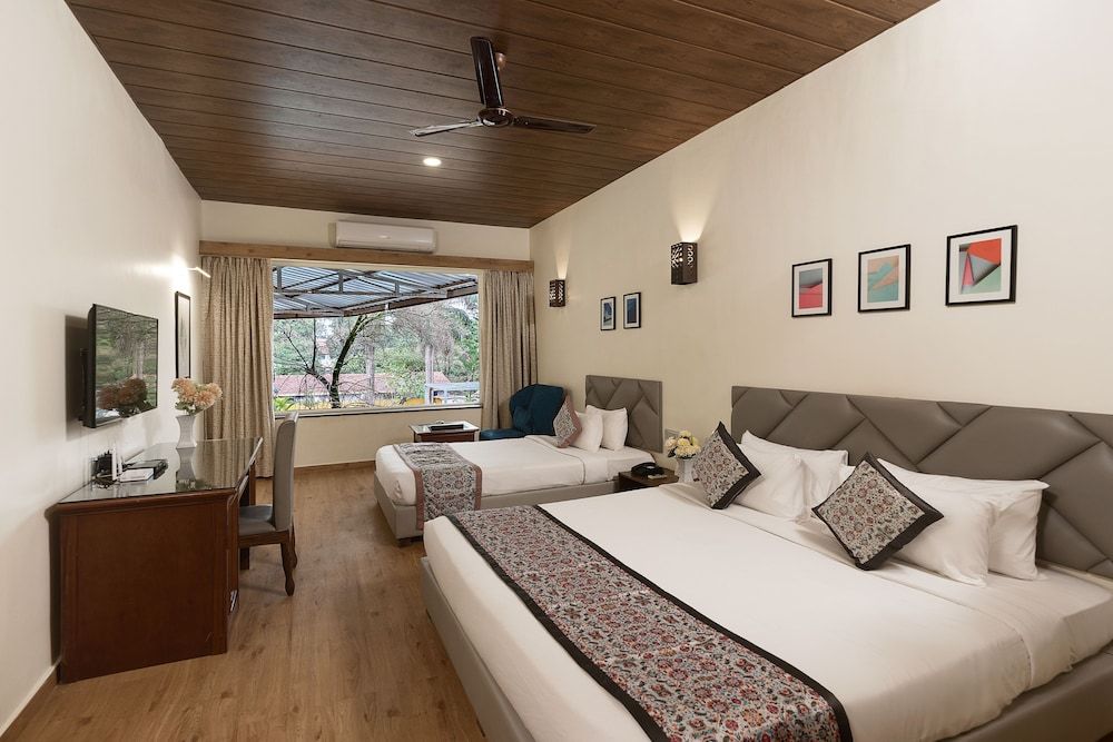 Boutique Room  with Breakfast