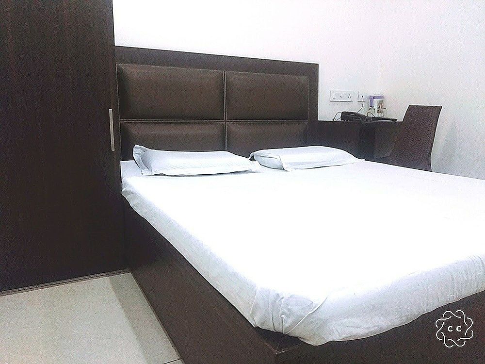 undefined Hotel Sartaj 9