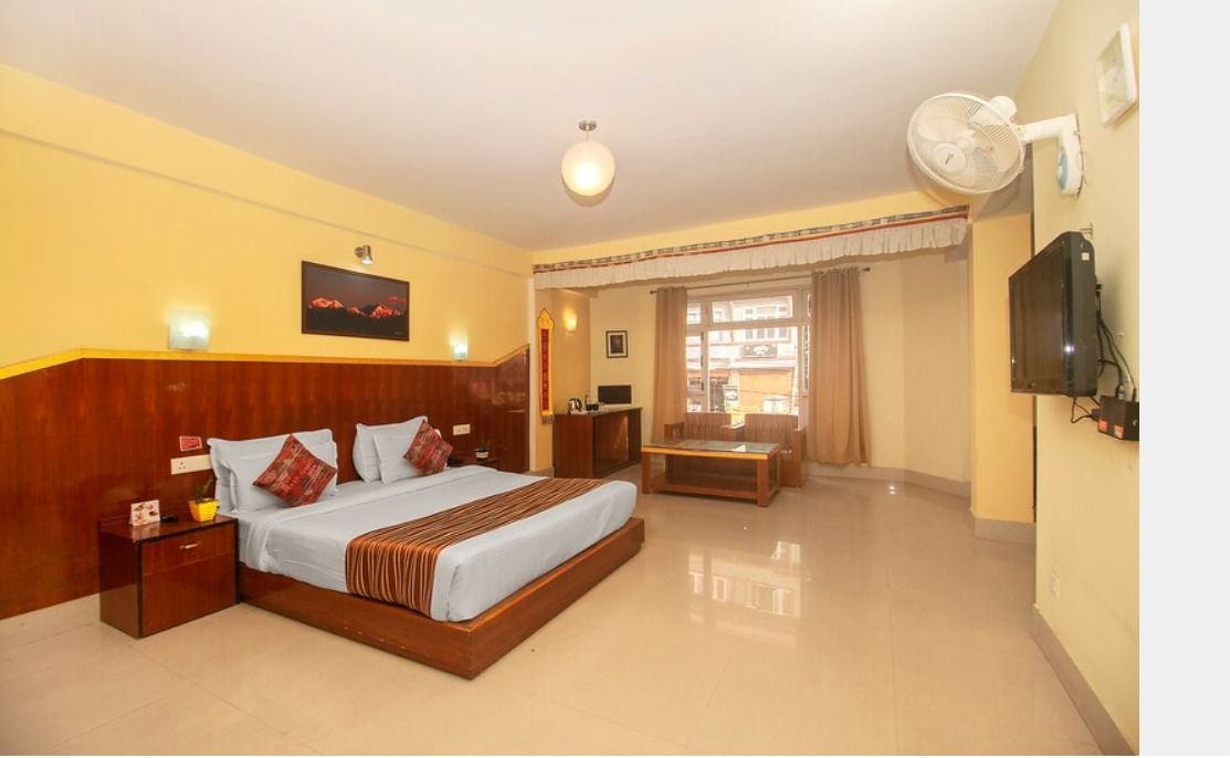 Hotel Greendale Residence (5 Min walking from MG MARG) Deluxe Room (Bonfire available on a chargeable basis )