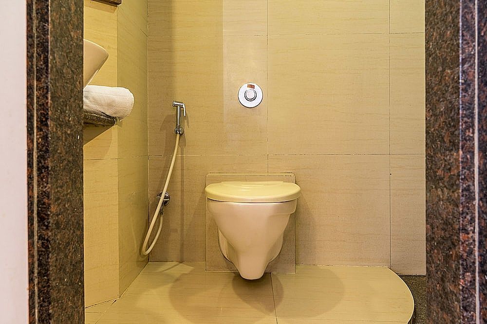 Treebo Sahara Shivaji Nagar Standard Double Room