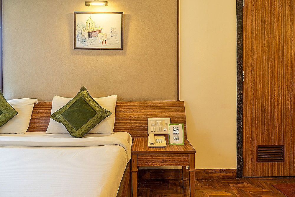 Treebo Sahara Shivaji Nagar Standard Double Room 7