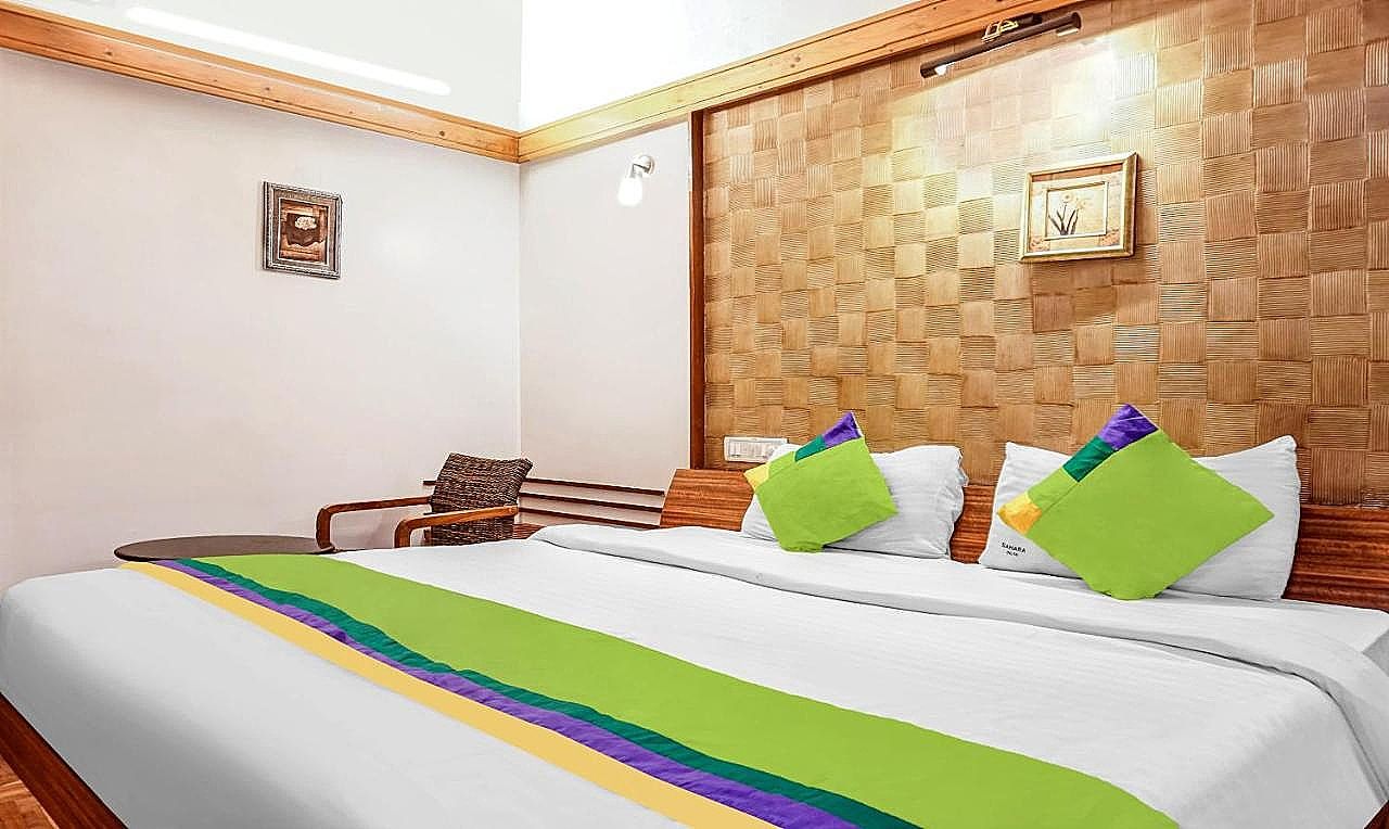 Treebo Sahara Shivaji Nagar Standard Double Room 3