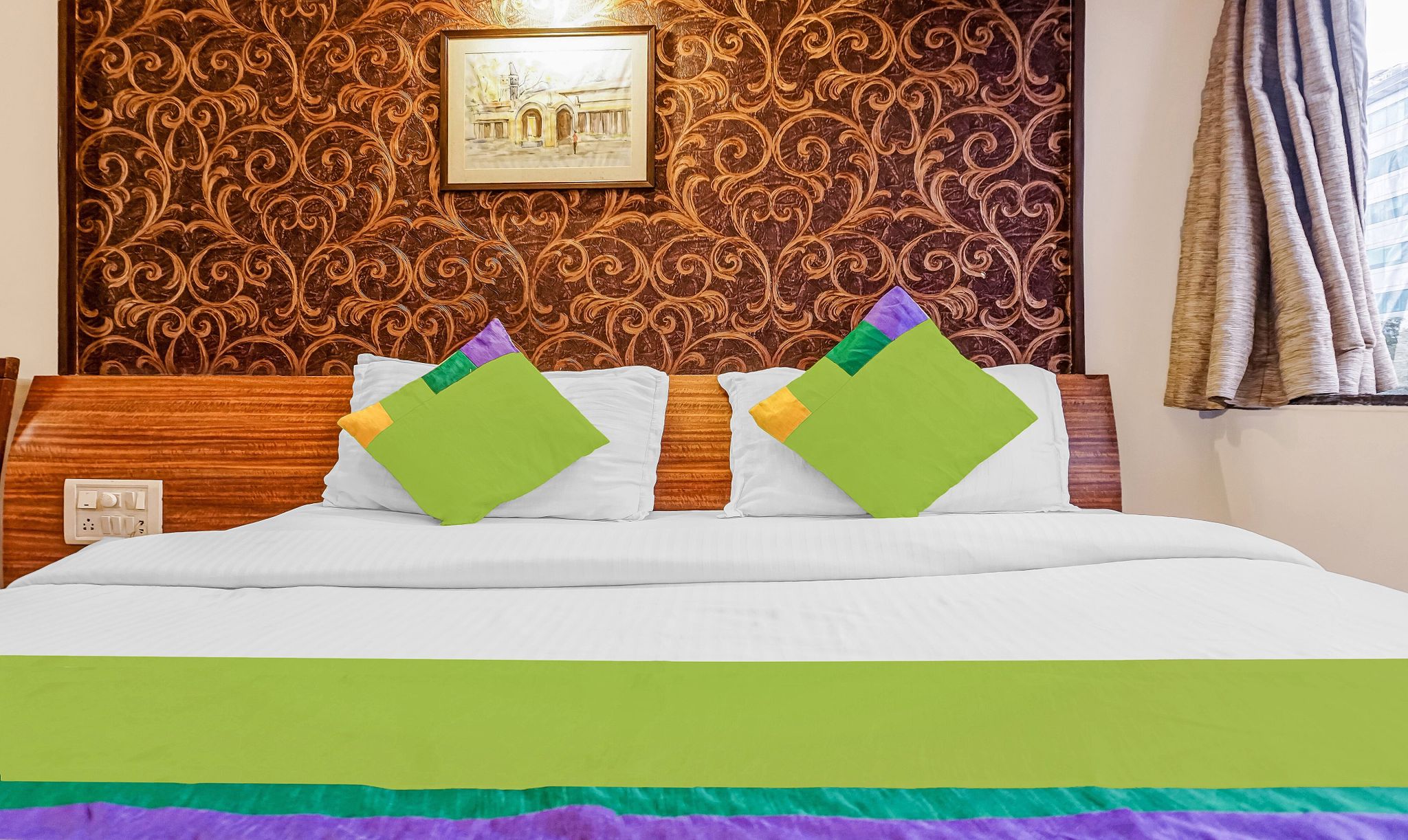 Treebo Sahara Shivaji Nagar Standard Double Room 4