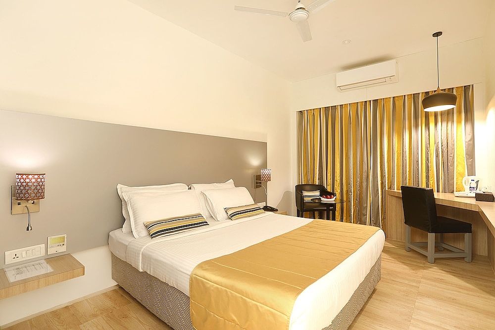 Mumbai Metro The Executive Hotel Deluxe Room 2