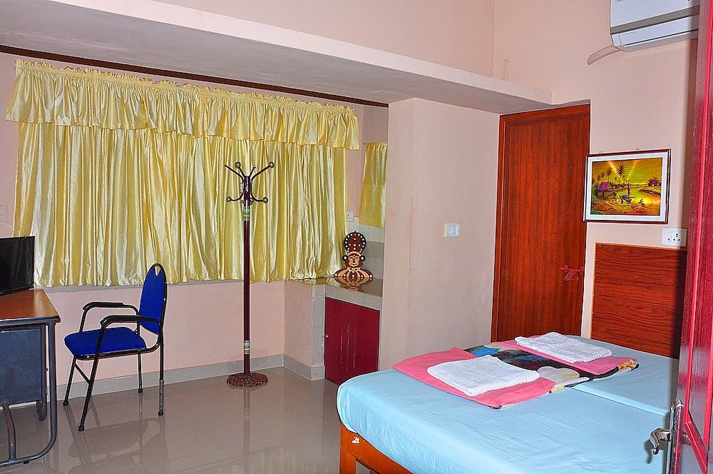 Honolulu Home Standard Non AC 17