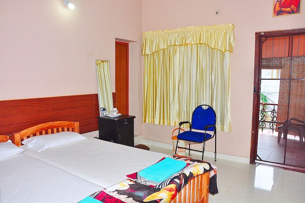 Honolulu Home Standard Non AC 11