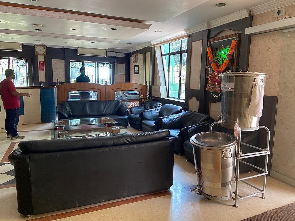 undefined Hotel Sambit Royale 10