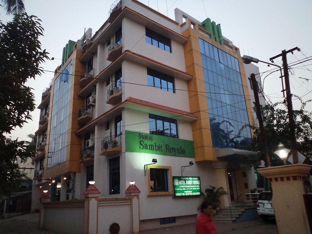 undefined Hotel Sambit Royale 8