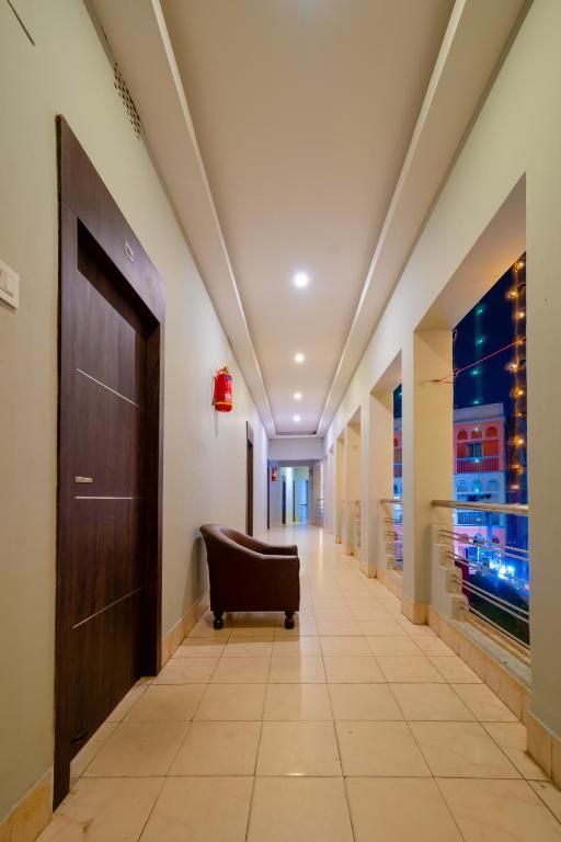 undefined Hotel Dolphin 3