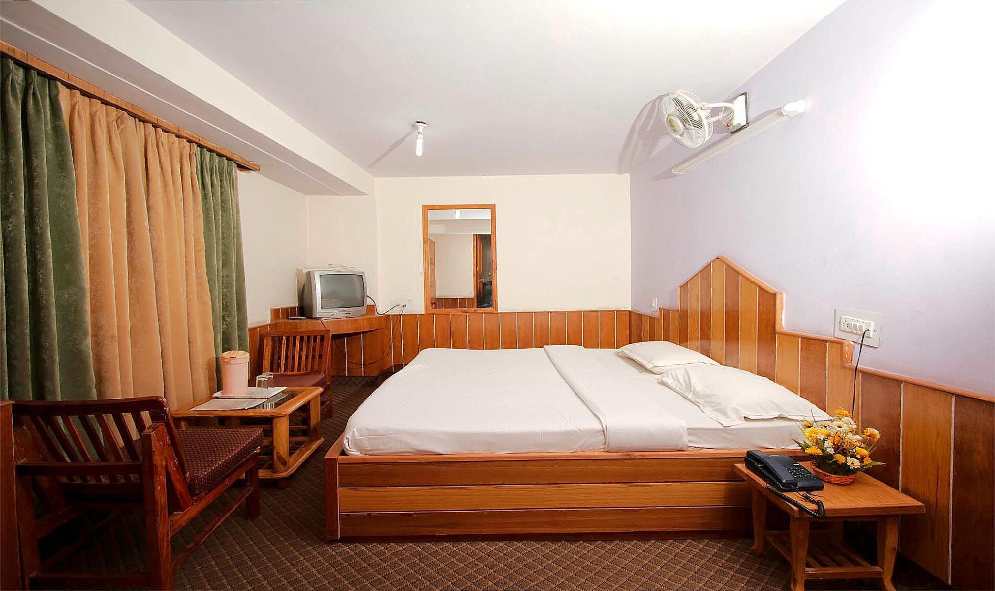 Hotel New Kenilworth INT managed by Hotel Kesar International Deluxe Room 5
