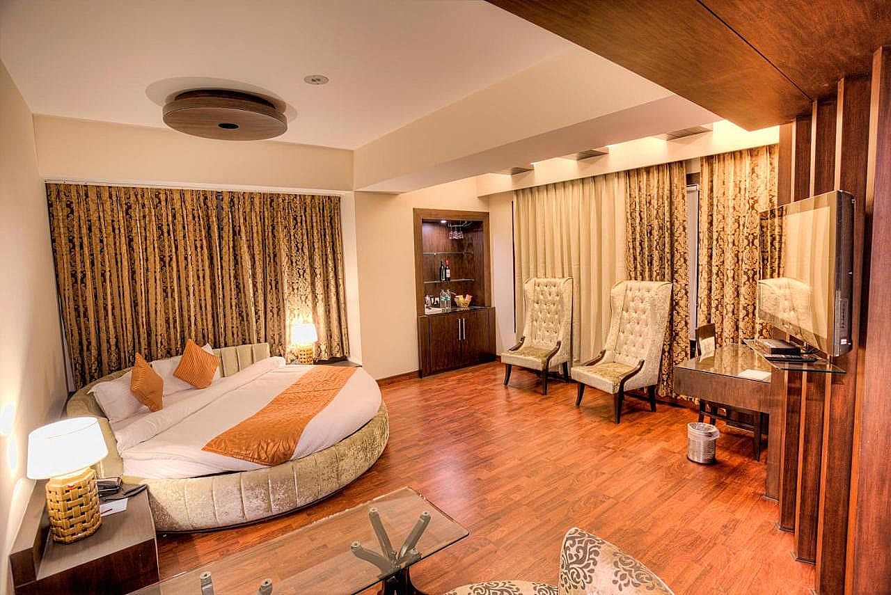 undefined Hotel KLG Starlite 9