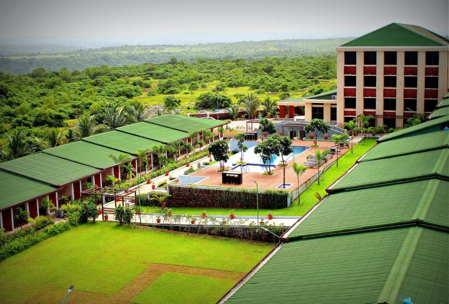 undefined Greenleaf The Resort & Spa