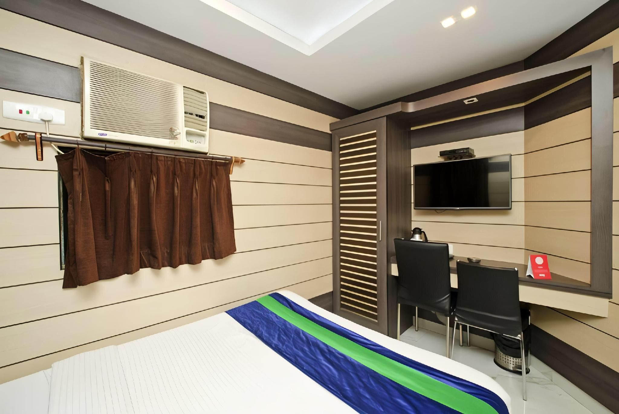 Hotel Esteem Executive Deluxe Twin 2