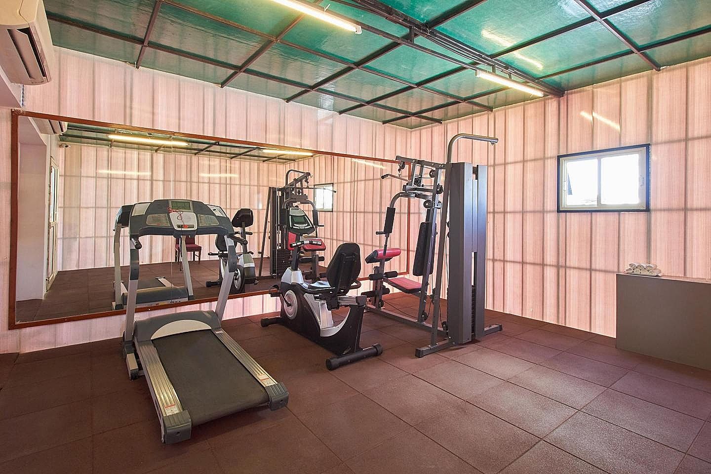 undefined Hotel Suba Star, Ahmedabad 5