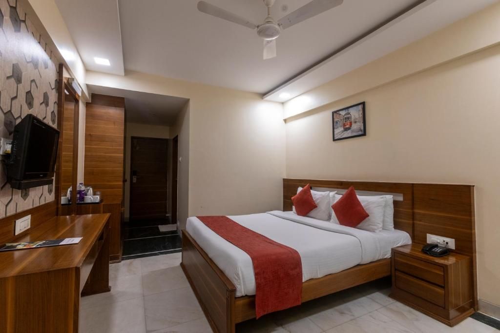 The Metropole by Keyboard Hotels Deluxe Room 3