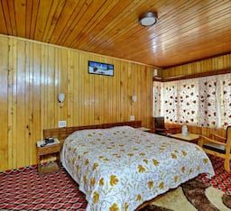 Hotel Affarwat Deluxe Double Room 2