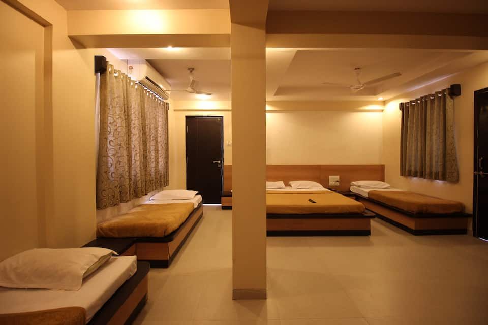 Deluxe Five Bed Non-AC