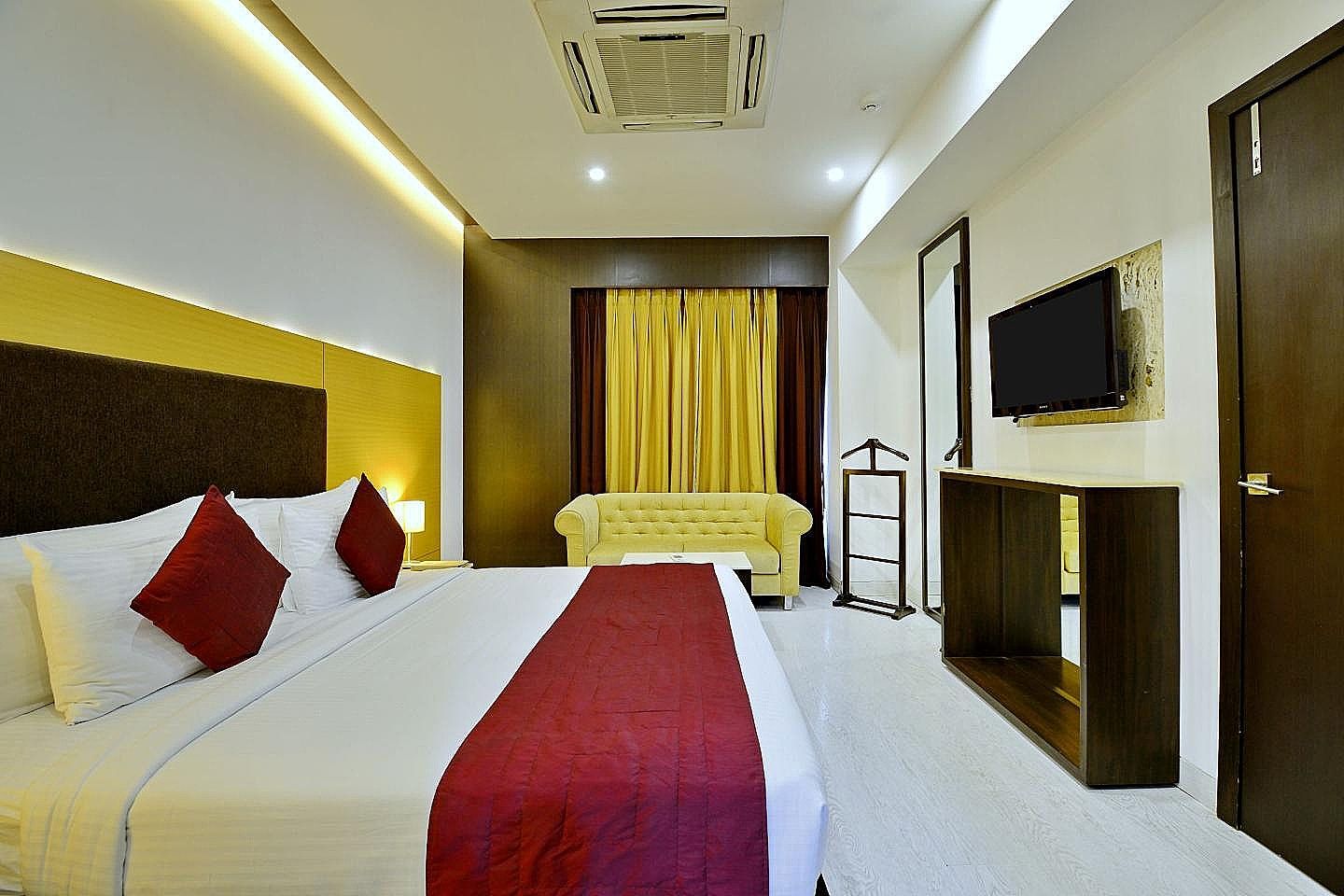 The Fern Residency, Chandigarh Hazel Suite 5