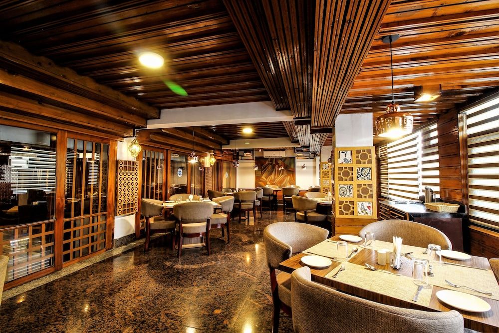 undefined Welcome Hotel Dal Lake 4