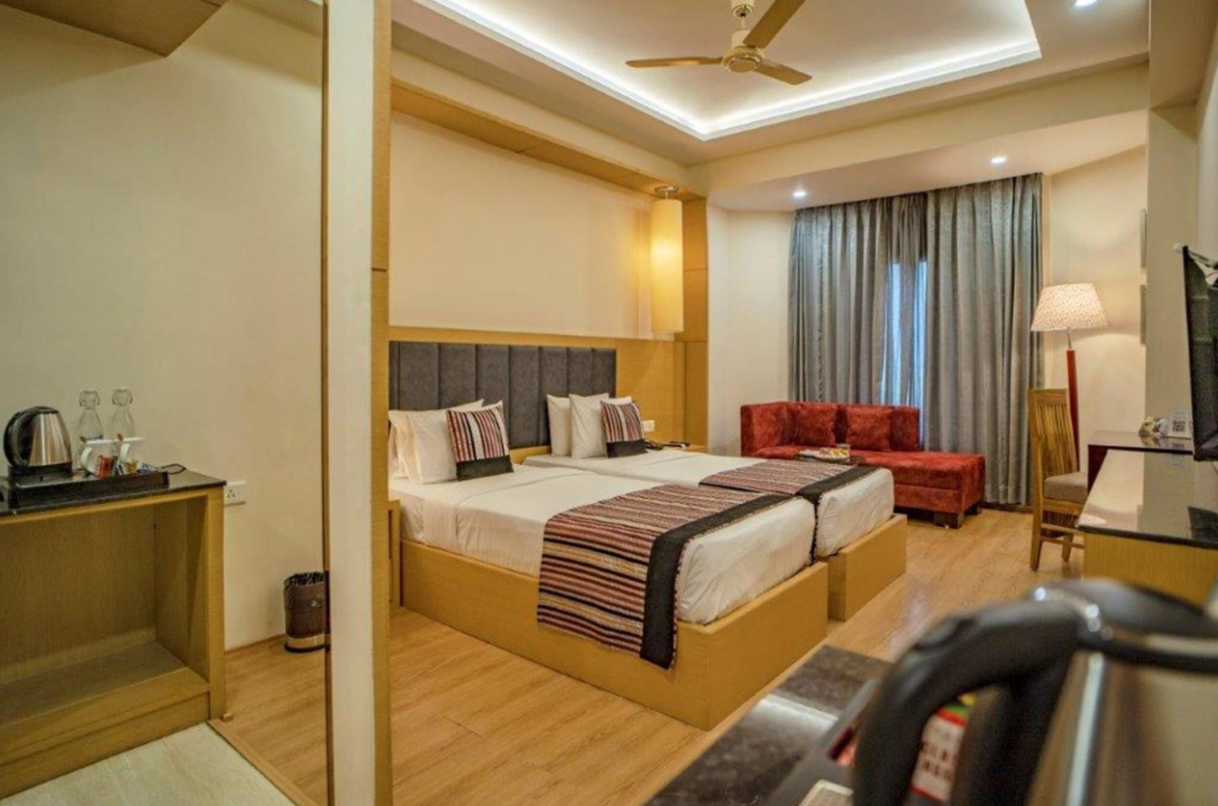 Superior Twin Bed Room