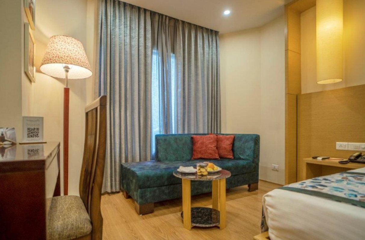 Premimum Double Pool View Room