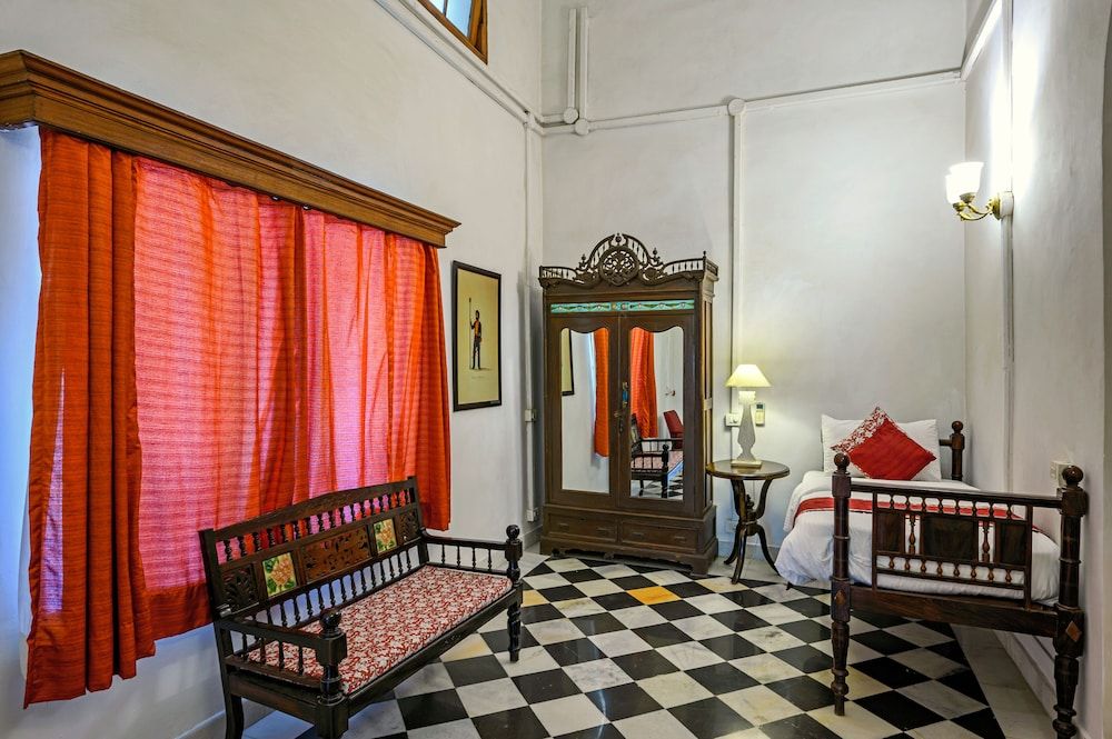 Neemrana Baradari Palace Heritage Royal 11