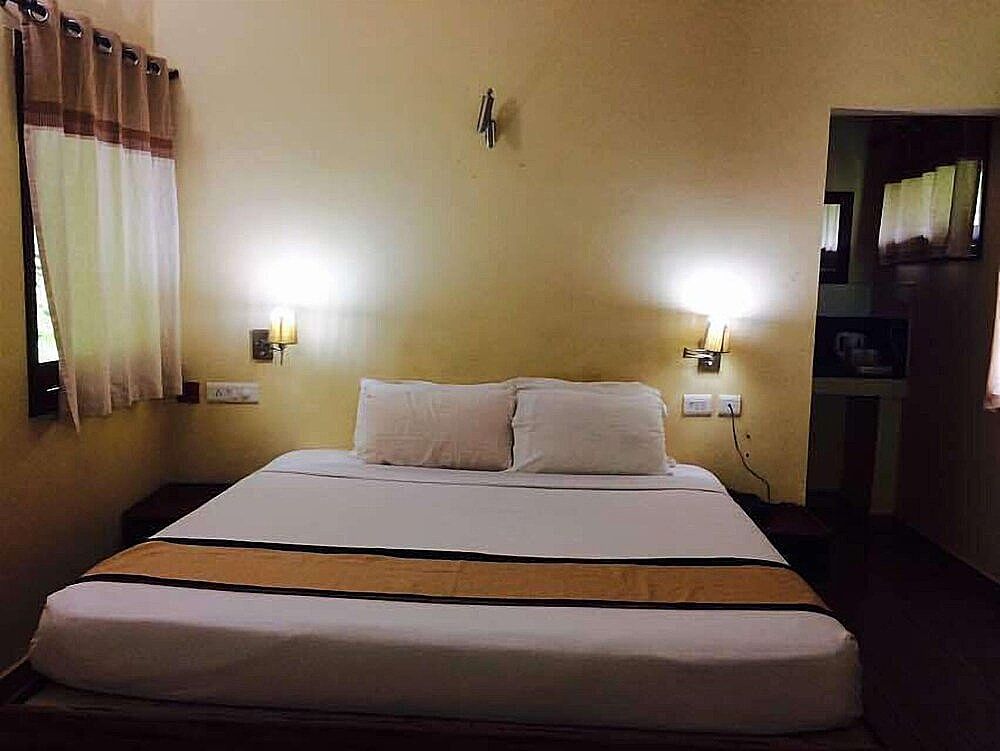 Stream Valley Cottages Grand Room 5