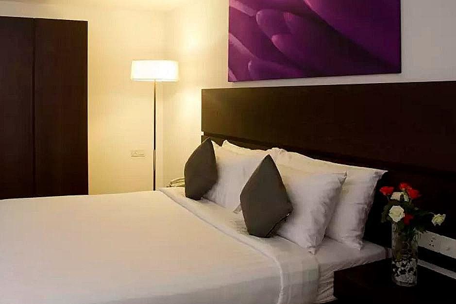 SRS Springs & Spa Studio 4