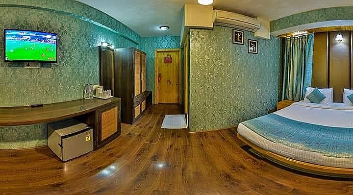 Royal Deluxe Room