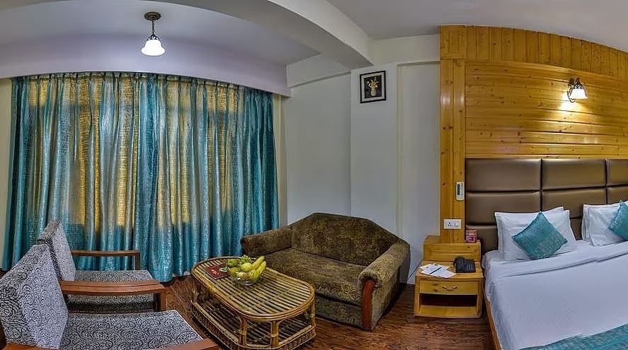 Hotel Royal Batoo Deluxe Room  7