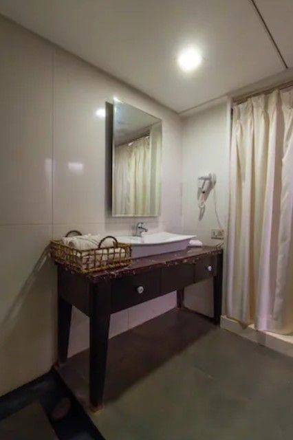 Marbela Beach Resort Villa Rooms with Balcony 5