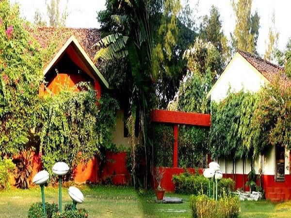 undefined Mark & Meadows - Santiniketan