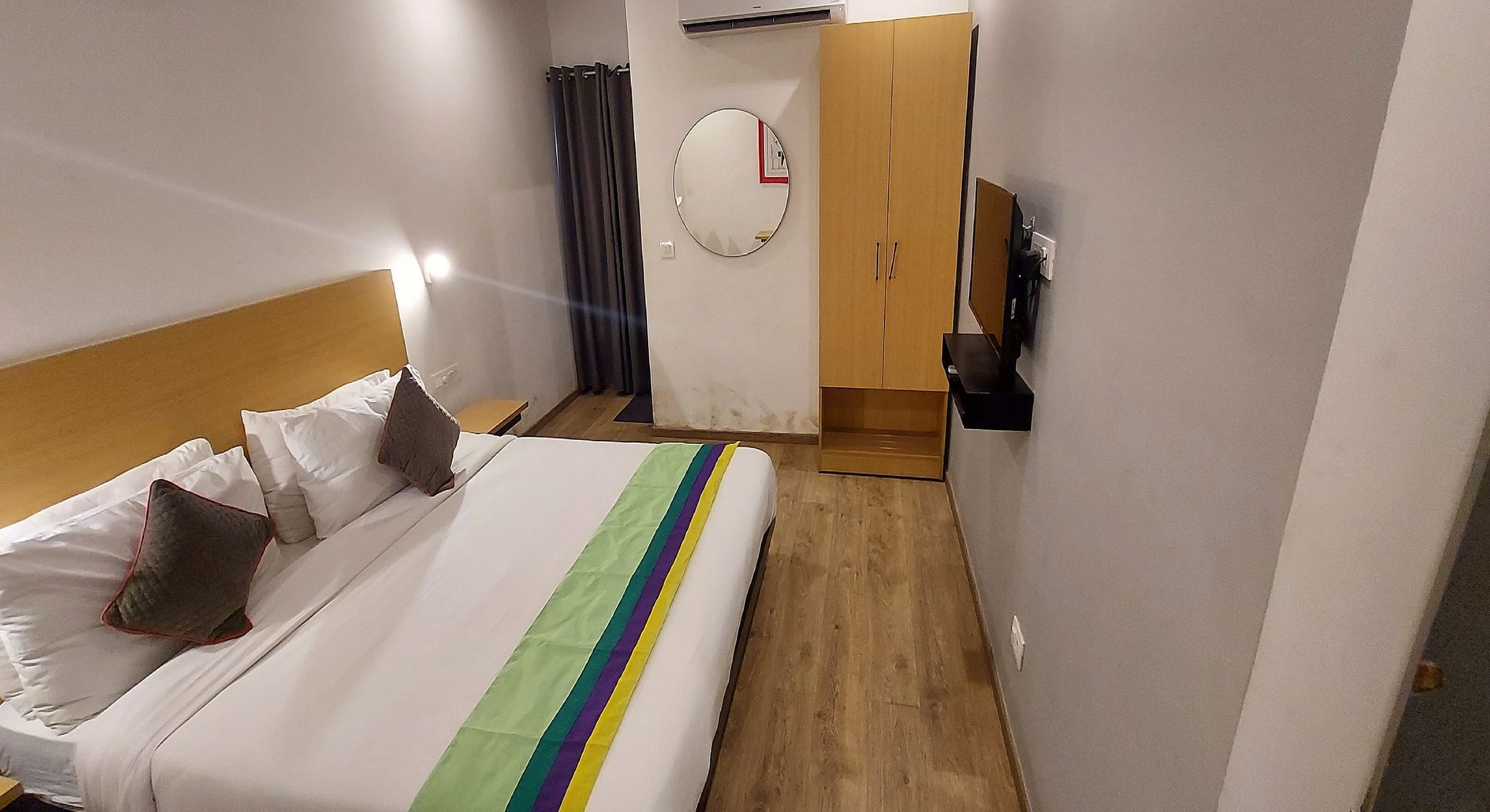 Hotel Chetram Elite Executive Room 4