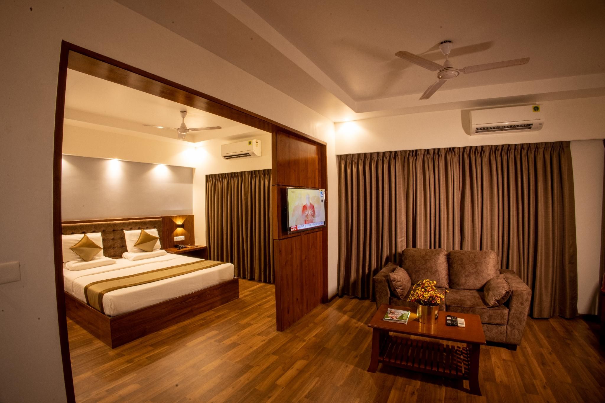 Luxury Suite