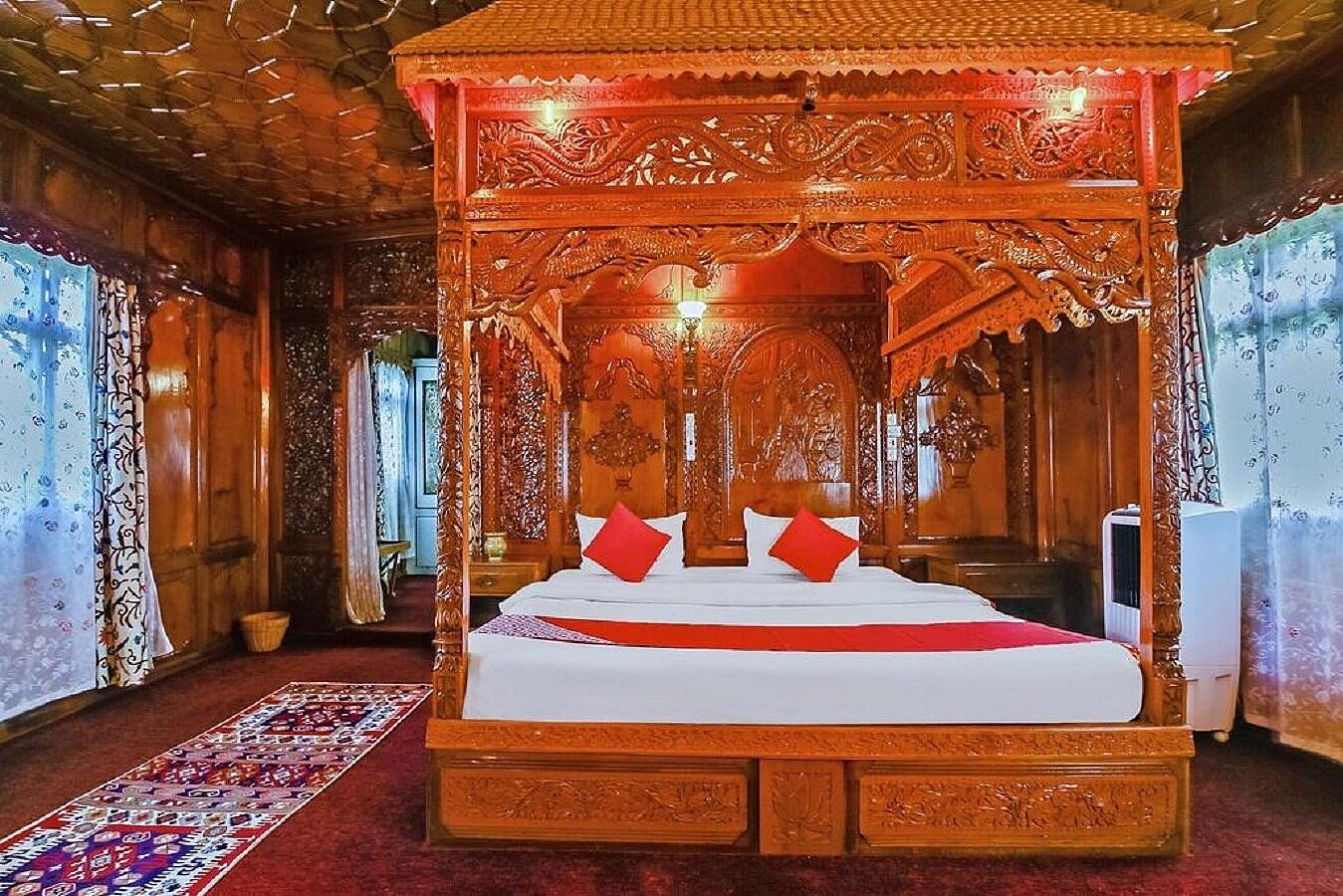 undefined Floating Heaven Group of Houseboats 5