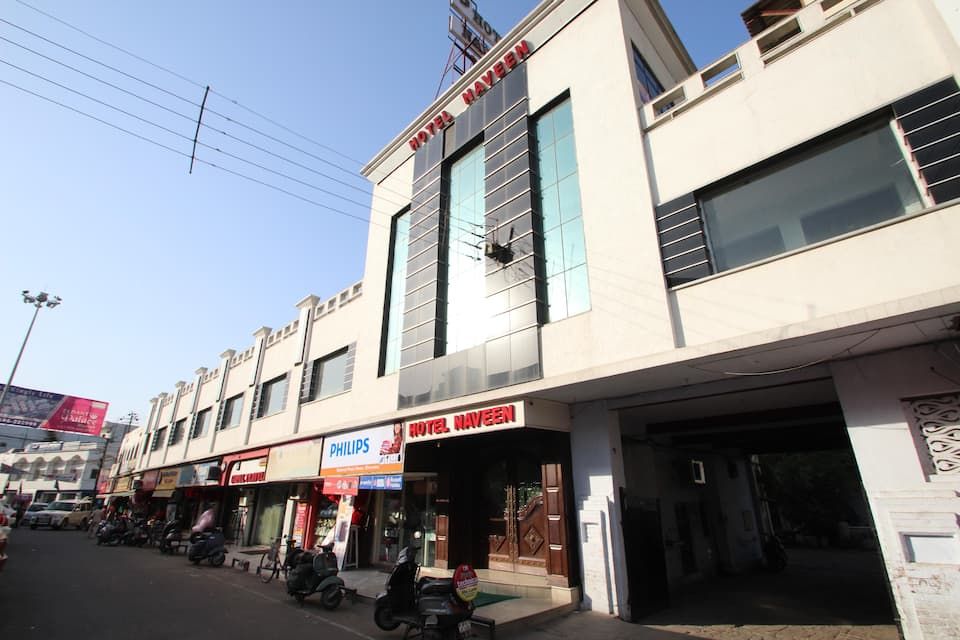 undefined Hotel Naveen Deluxe 7