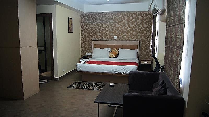 1-Bedroom Suite with King Bed