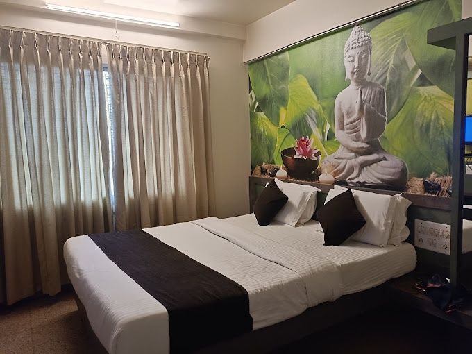 Deluxe Double bedded Non AC