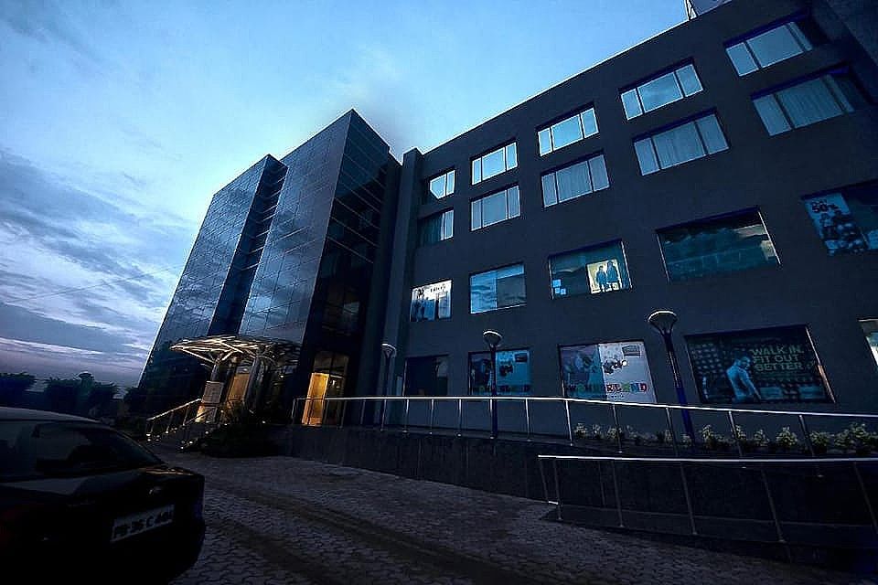 undefined The Golden Plaza Hotel & Spa 8