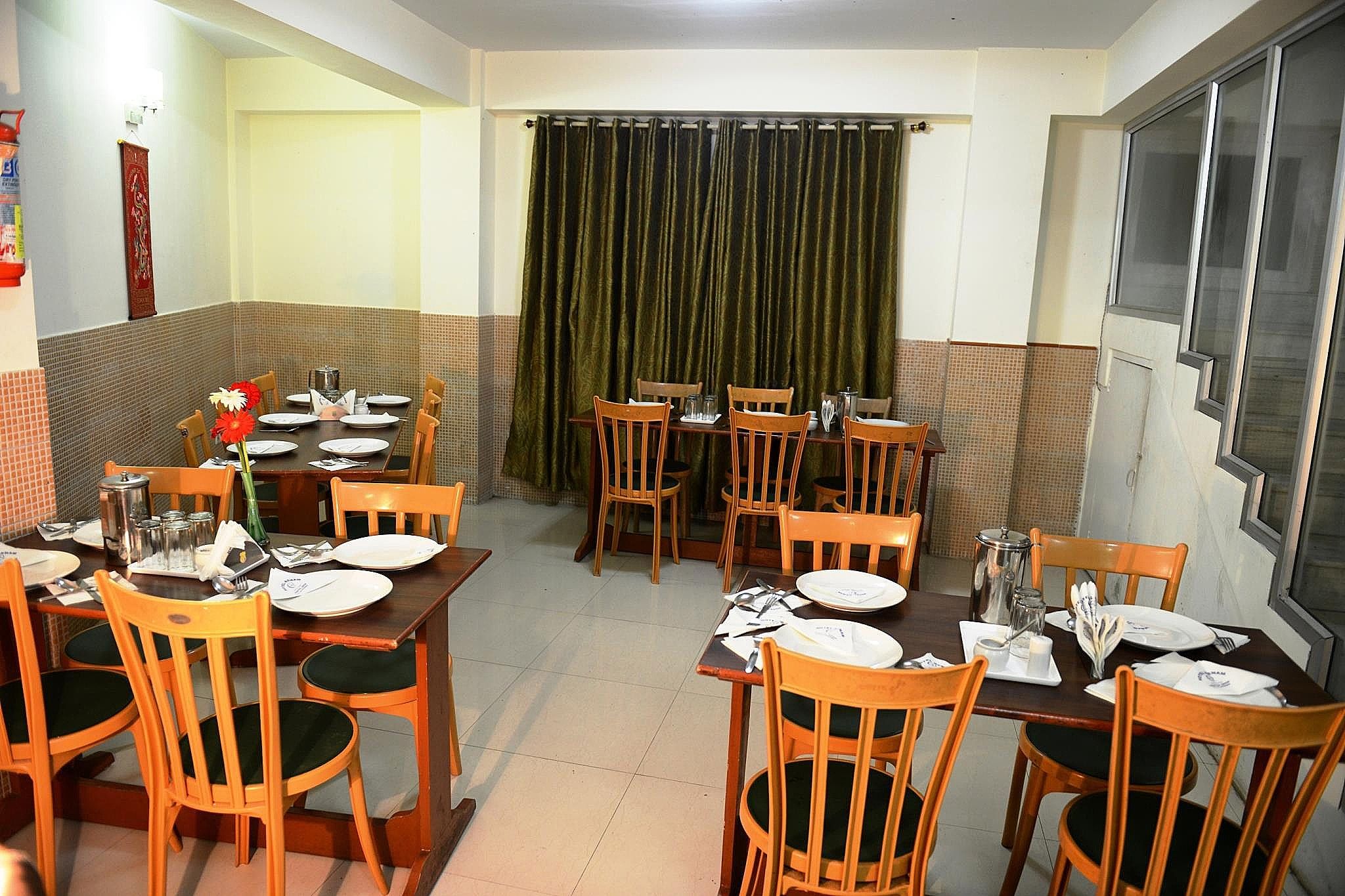 undefined Hotel Renam 6