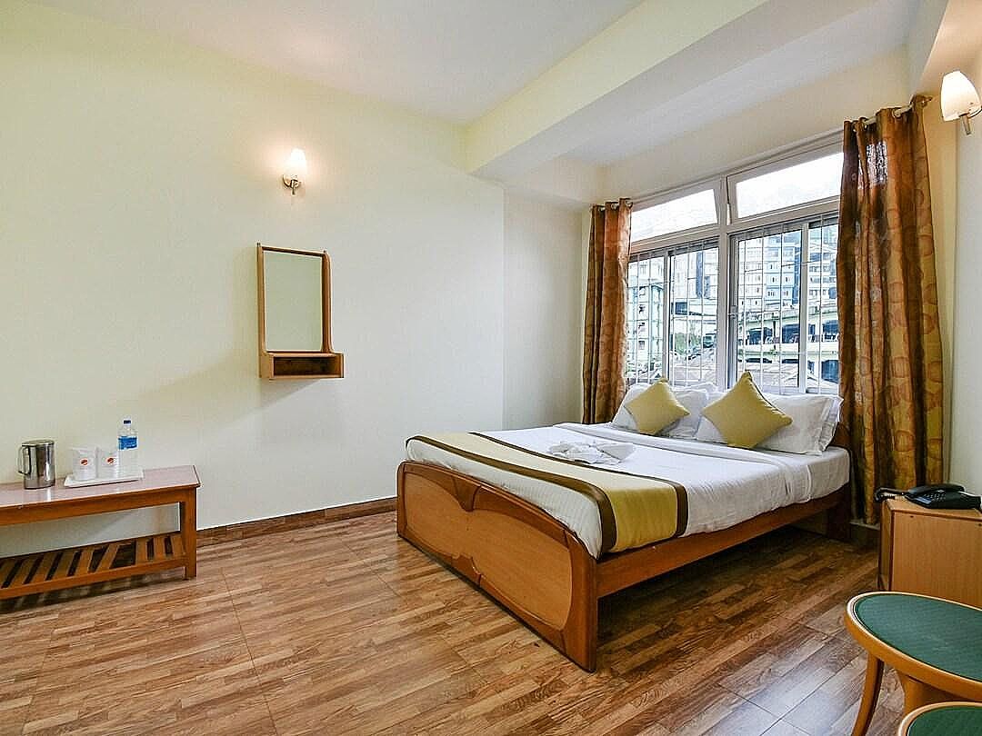 undefined Hotel Renam 10