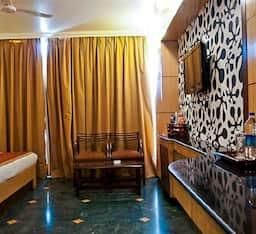 Club Single Room