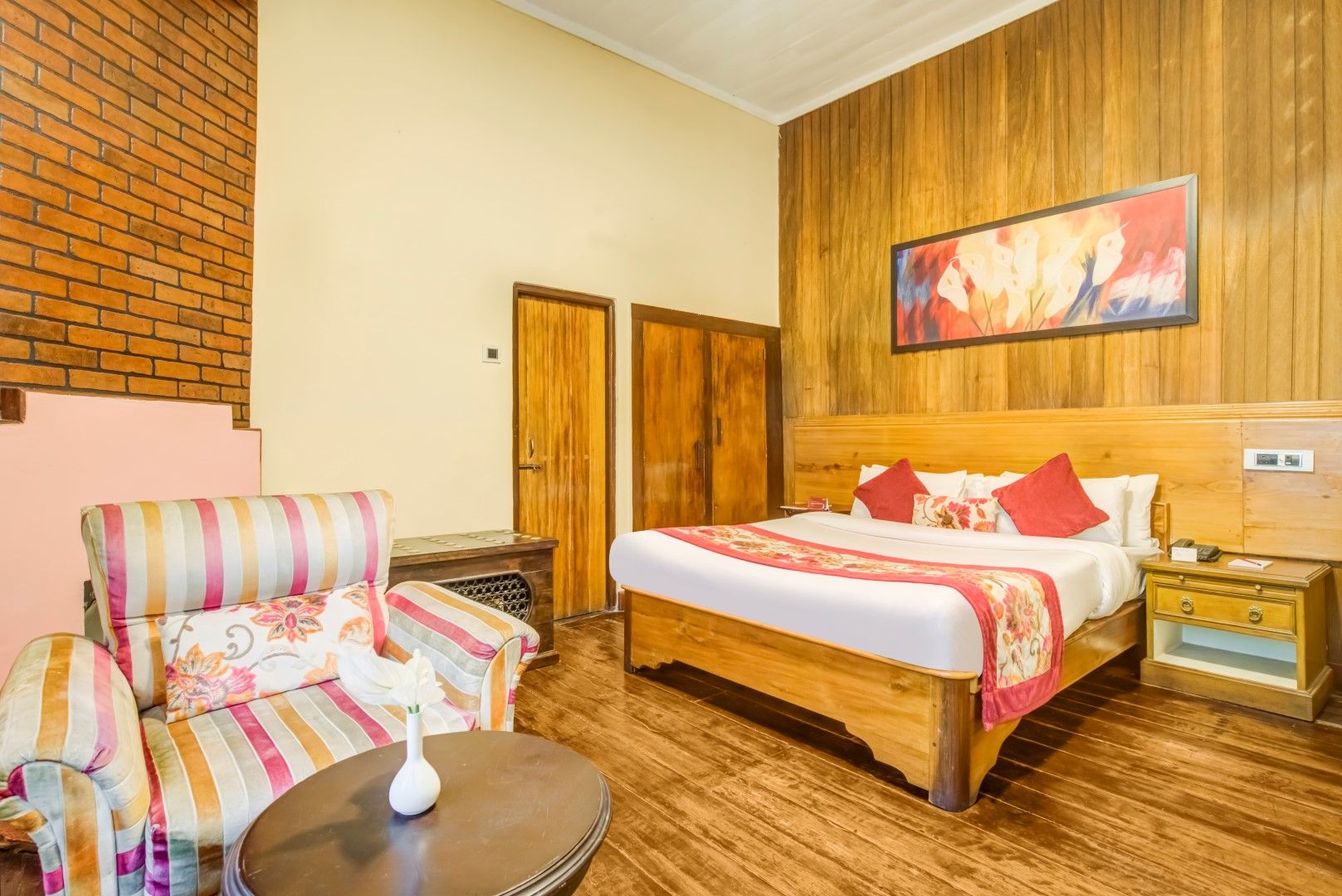 Summit Barsana Hotel & Spa Deluxe Heritage Room