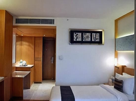 Hotel Lineage Deluxe Room