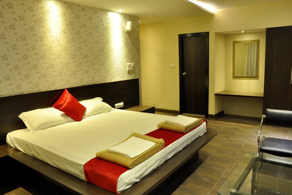 Shelter Hotel Deluxe  Room 4