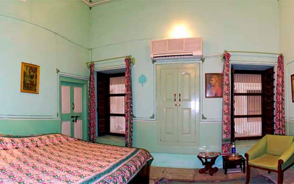 Neemrana Piramal Haveli Heritage Comfort 4