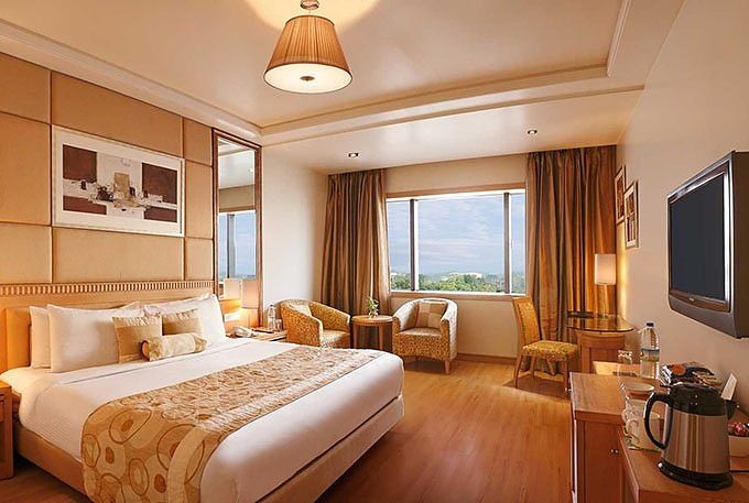 Junior Suite with King Bed