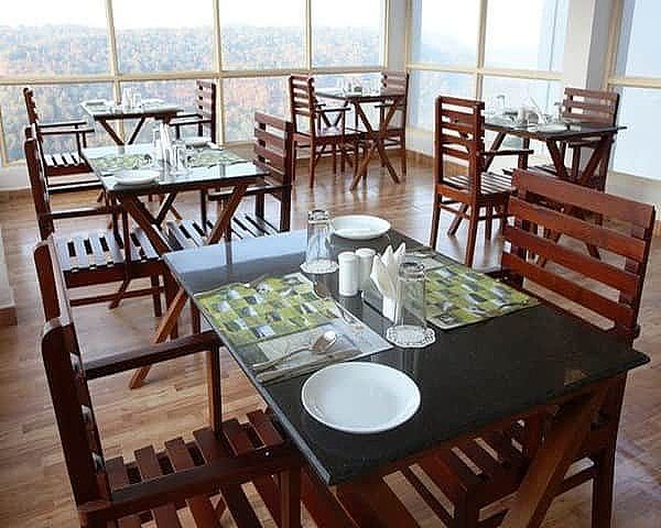 Food & Dining