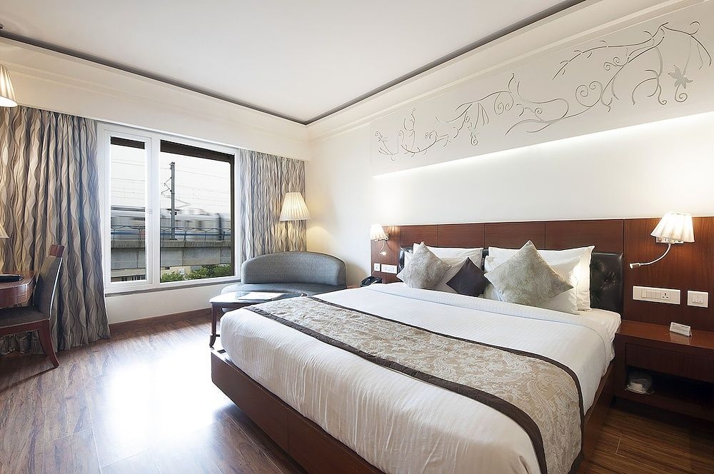 undefined Hotel Regent Grand 5