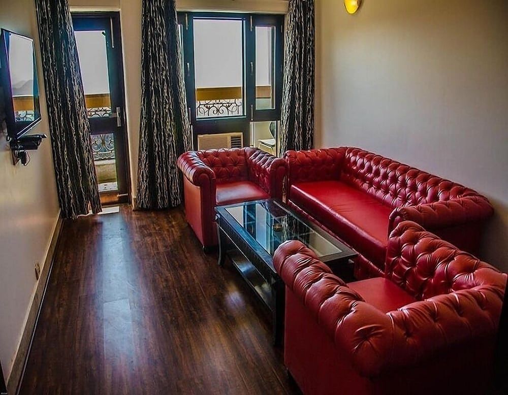 undefined Hotel Shilton 3